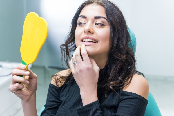 Things You Need To Know After Getting Dental Implants